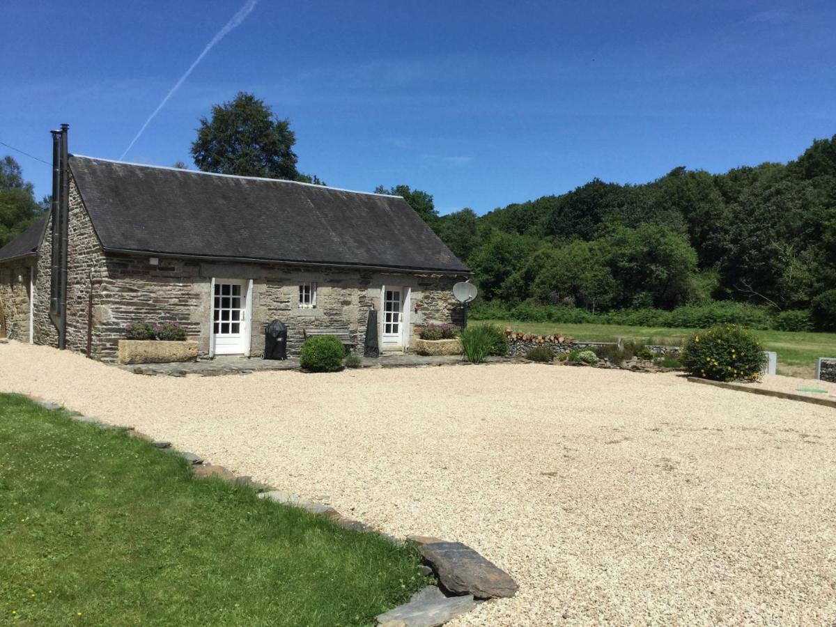 Gite Moulin Du Squiriou Berrien Экстерьер фото